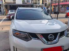 Nissan X-Trail 2016 SUV