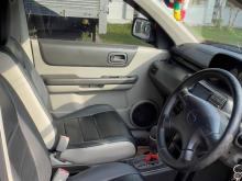 Nissan X-Trail 2002 SUV