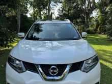 Nissan X-Trail 2016 SUV