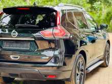 https://riyasewana.com/uploads/nissan-x-trail-141159284502.jpg