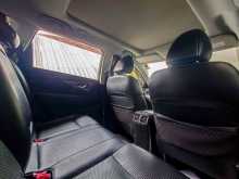 https://riyasewana.com/uploads/nissan-x-trail-14131920894.jpg