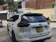 https://riyasewana.com/uploads/nissan-x-trail-1414403422392.jpg