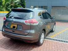 Nissan X-Trail 2016 SUV
