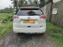 Nissan X-Trail 2016 SUV