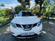 Nissan X-Trail 2015 SUV