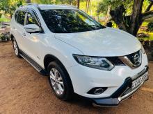 Nissan X-Trail 2016 SUV