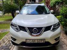 Nissan X-Trail 2015 SUV