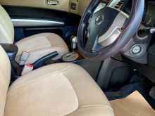 https://riyasewana.com/uploads/nissan-x-trail-2013-1522180712573.jpg
