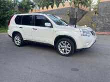 Nissan X-Trail 2013 SUV