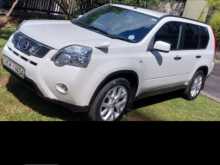 https://riyasewana.com/uploads/nissan-x-trail-2013-317345112134.jpg