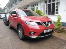 Nissan X-Trail 2015 SUV