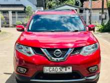 Nissan X-Trail 2015 SUV