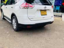 https://riyasewana.com/uploads/nissan-x-trail-2015-1013243612932.jpg