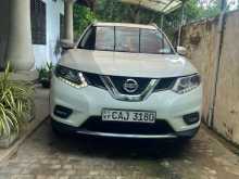 Nissan X-Trail 2015 SUV