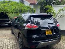 Nissan X-Trail 2015 SUV