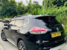 https://riyasewana.com/uploads/nissan-x-trail-2015-128010212564.jpg