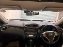 https://riyasewana.com/uploads/nissan-x-trail-2015-1310374912593.jpg