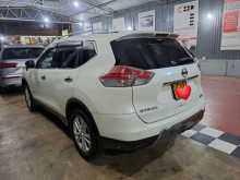 https://riyasewana.com/uploads/nissan-x-trail-2015-149334712894.jpg