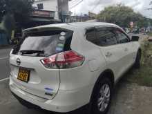 Nissan X-Trail 2015 SUV