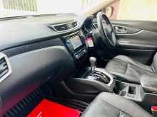 https://riyasewana.com/uploads/nissan-x-trail-2015-168164612022.jpg