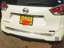 https://riyasewana.com/uploads/nissan-x-trail-2015-2410481812772.jpg