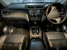 https://riyasewana.com/uploads/nissan-x-trail-2015-2716233212952.jpg