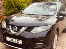 Nissan X-Trail 2015 SUV