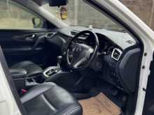 https://riyasewana.com/uploads/nissan-x-trail-2015-412372412834.jpg