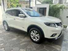 Nissan X-Trail 2015 SUV