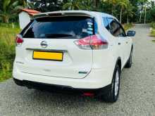 https://riyasewana.com/uploads/nissan-x-trail-2015-611333312742.jpg