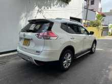 https://riyasewana.com/uploads/nissan-x-trail-2016-1012314612812.jpg