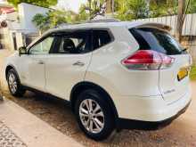 https://riyasewana.com/uploads/nissan-x-trail-2016-1210063312262.jpg
