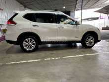 https://riyasewana.com/uploads/nissan-x-trail-2016-137460212012.jpg