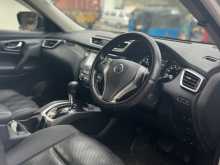 https://riyasewana.com/uploads/nissan-x-trail-2016-2118594112273.jpg