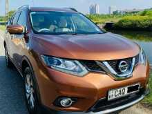 Nissan X-Trail 2016 SUV