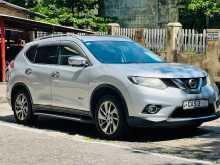 Nissan X-Trail 2016 SUV