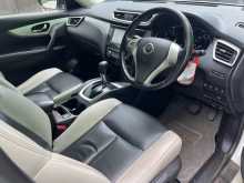 https://riyasewana.com/uploads/nissan-x-trail-2016-2819535212403.jpg