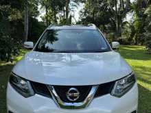 Nissan X-Trail 2016 SUV