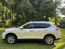 https://riyasewana.com/uploads/nissan-x-trail-2016-48125512503.jpg