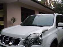 https://riyasewana.com/uploads/nissan-x-trail-2017-2013575712033.jpg