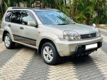 Nissan X-Trail 2003 SUV