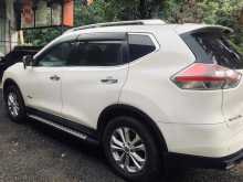 https://riyasewana.com/uploads/nissan-x-trail-221172422362.jpg