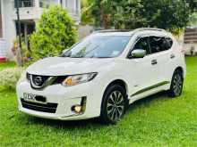 Nissan X-Trail Mode Premier 2015 SUV