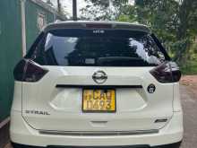 Nissan X-Trail 2015 SUV