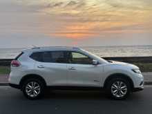 Nissan X-Trail 2015 SUV