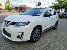 Nissan X-Trail Premiere 2016 SUV