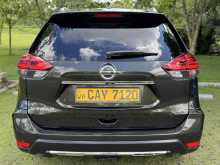 https://riyasewana.com/uploads/nissan-x-trail-fully-2313060422453.jpg
