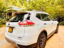https://riyasewana.com/uploads/nissan-x-trail-hybrid-2015-2110112512283.jpg