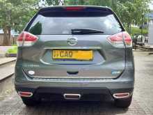 https://riyasewana.com/uploads/nissan-x-trail-hybrid-2016-2711051012993.jpg