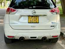 https://riyasewana.com/uploads/nissan-x-trail-mode-1093641172.jpg